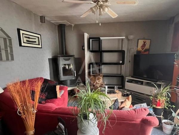 LA COURONNE  - MAISON DE PLAIN PIED AVEC PISCINE - 125 M2