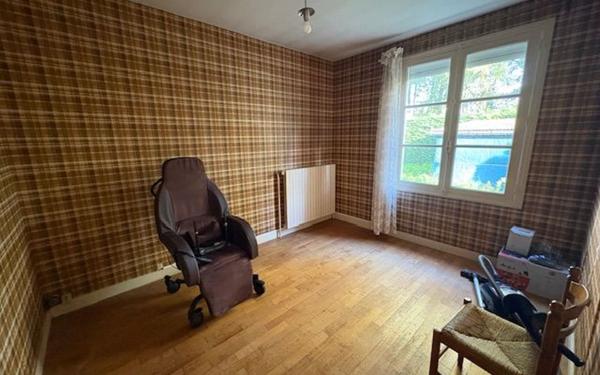 Maison à vendre    5 pièces •  Thésée