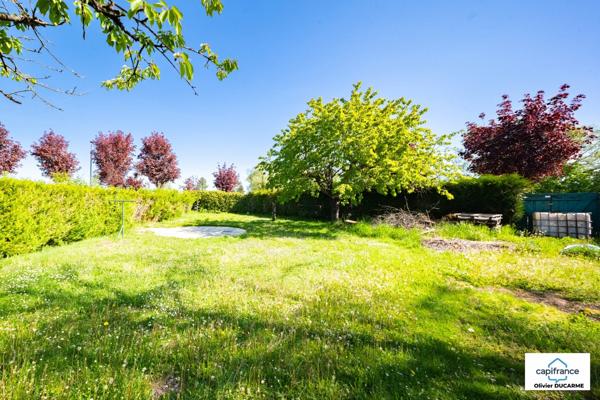 Maison louée à vendre, 6 pièces GENLIS (21) pour investisseur, 4 chambres, terrain arboré et garage