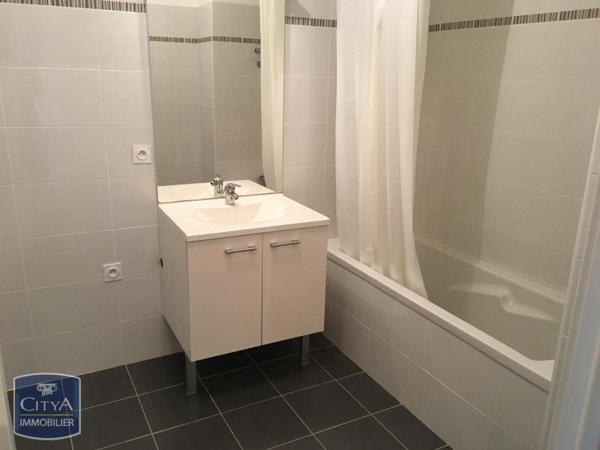 Appartement à louer 3 pièces 71.4m²