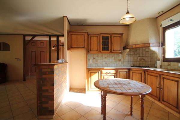 Maison 103m² 3 chambres bureau, à 5mn à pied du centre ville de CASTELJALOUX (47) terrain 2845m²