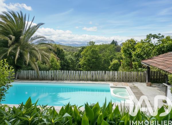 Maison à vendre 6 pièces 180 m² Arbonne