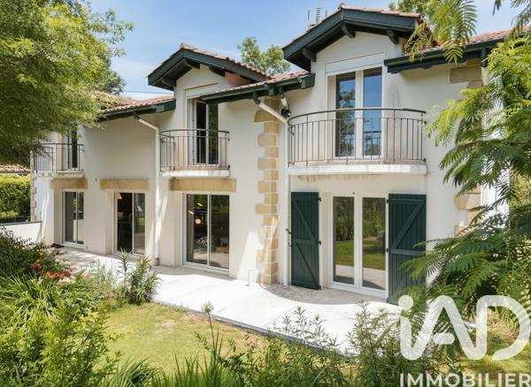 Maison à vendre 6 pièces 180 m² Arbonne
