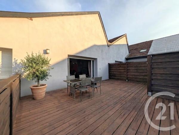 Maison à vendre  5 pièces - 189 m 2   LES AVENIERES VEYRINS THUELLIN  - 38
