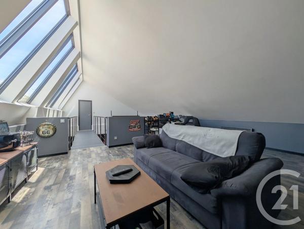 Maison à vendre  5 pièces - 189 m 2   LES AVENIERES VEYRINS THUELLIN  - 38