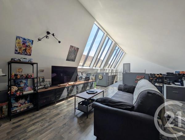 Maison à vendre  5 pièces - 189 m 2   LES AVENIERES VEYRINS THUELLIN  - 38