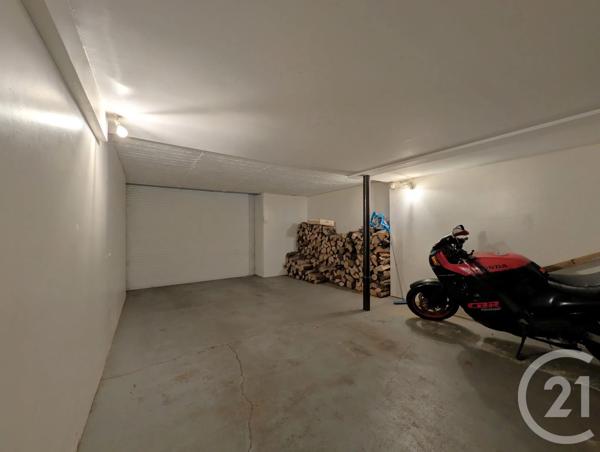 Maison à vendre  5 pièces - 189 m 2   LES AVENIERES VEYRINS THUELLIN  - 38