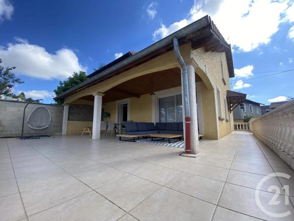 Maison à vendre  5 pièces - 189 m 2   LES AVENIERES VEYRINS THUELLIN  - 38