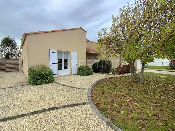 Saint-Vincent-sur-Jard (85520) JARD-SUR-MER, PROCHE PLAGE- T4 de 85m2 3 chambres dont 2 de plain-pied - Terrain de 490 m2