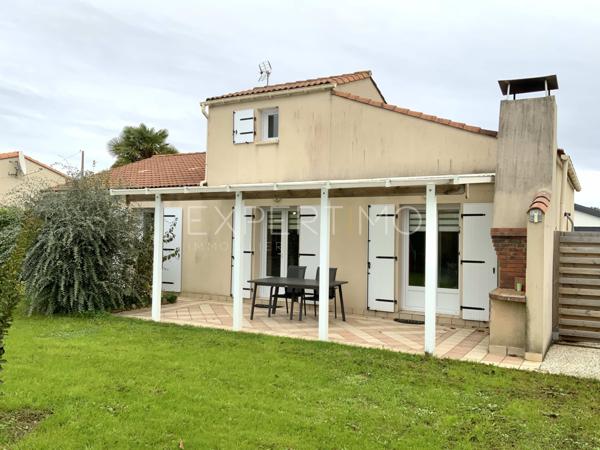 Saint-Vincent-sur-Jard (85520) JARD-SUR-MER, PROCHE PLAGE- T4 de 85m2 3 chambres dont 2 de plain-pied - Terrain de 490 m2