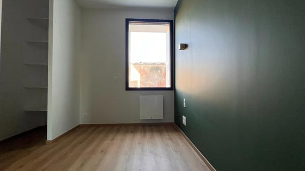 Dpt Finistère (29), à vendre CROZON centre appartement T3 de 52 m² Habitable - Terrasse - Cave