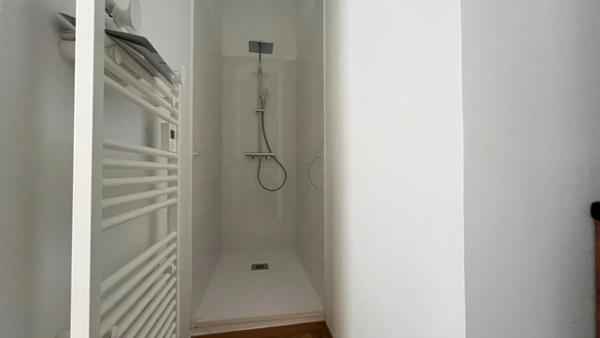 Dpt Finistère (29), à vendre CROZON centre appartement T3 de 52 m² Habitable - Terrasse - Cave