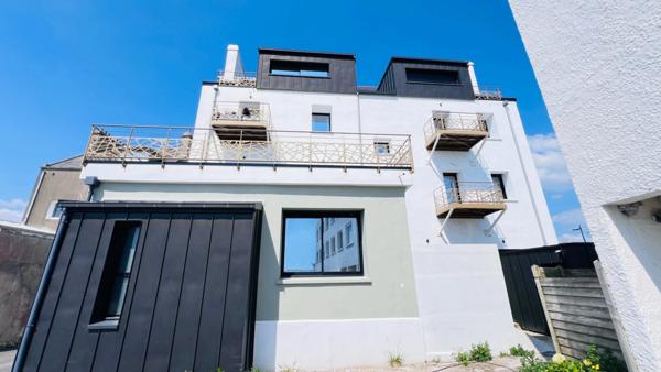 Dpt Finistère (29), à vendre CROZON centre appartement T3 de 52 m² Habitable - Terrasse - Cave