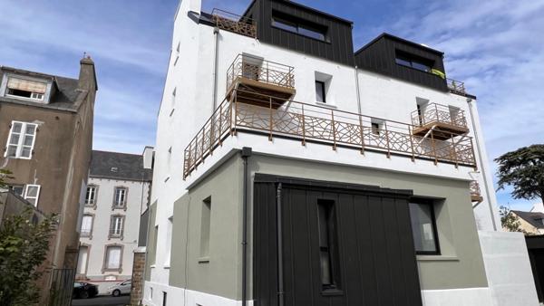 Dpt Finistère (29), à vendre CROZON centre appartement T3 de 52 m² Habitable - Terrasse - Cave