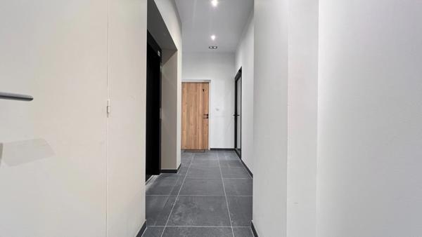 Dpt Finistère (29), à vendre CROZON centre appartement T3 de 52 m² Habitable - Terrasse - Cave