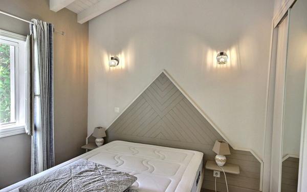 Maison à vendre    9 pièces •  Hasparren