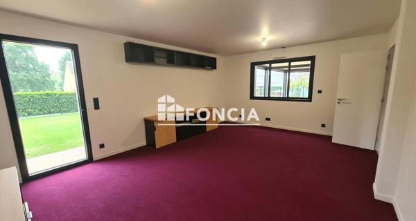 Location Maison 5 pièces 141.43 m² - Lieuron 35550