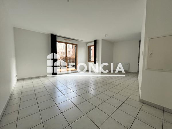 Location Appartement 2 pièces 58 m² - RUE HENRY BARBET Rouen 76000
