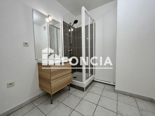 Location Appartement 2 pièces 58 m² - RUE HENRY BARBET Rouen 76000
