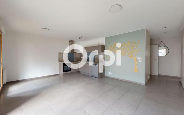 Appartement à vendre    4 pièces • 75 m2 Bron