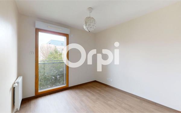 Appartement à vendre    4 pièces • 75 m2 Bron