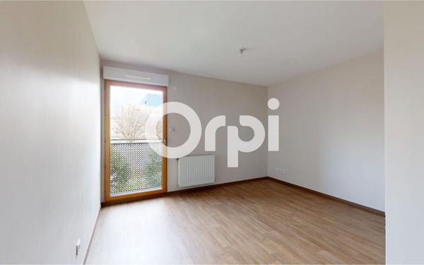 Appartement à vendre    4 pièces • 75 m2 Bron
