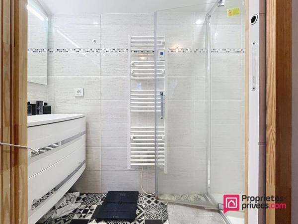 AYTRÉ - Ensemble immobilier (112m2 + locatif 33m2 + revenus complémentaires)