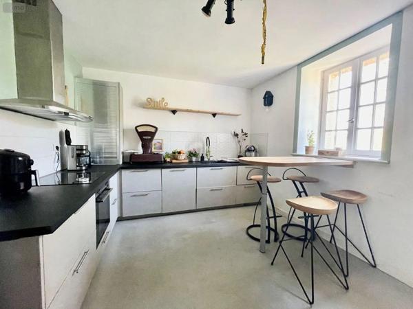 Achat - Immeuble | Local mixte (Pro/Hab) Plouaret 22420 6 pièces 245 m 2 765 m 2