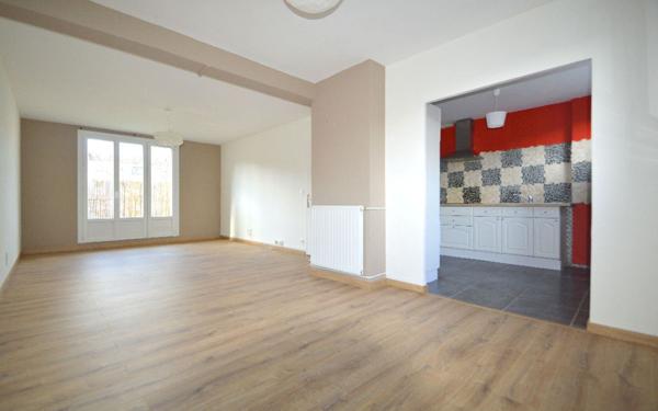 Appartement à vendre    3 pièces • 69,88 m2 Gelos