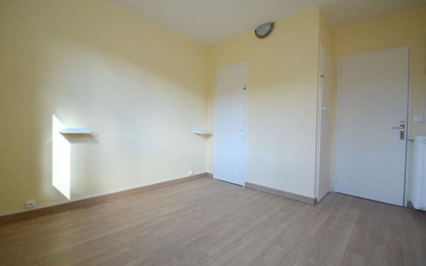 Appartement à vendre    3 pièces • 69,88 m2 Gelos