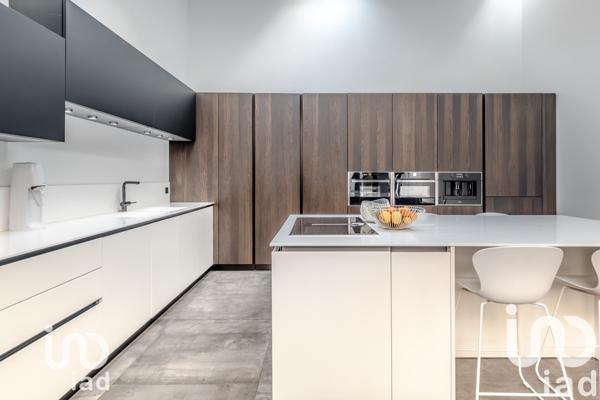 Maison 9 pièces de 330 m² à Levallois-Perret (92300)