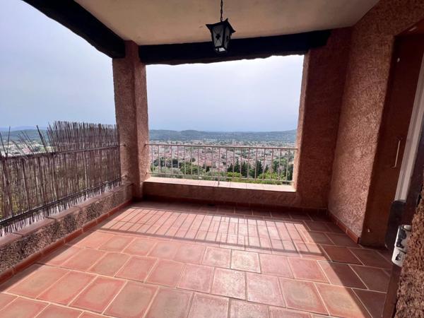 Villa à redécorer avec vue dominante – Draguignan