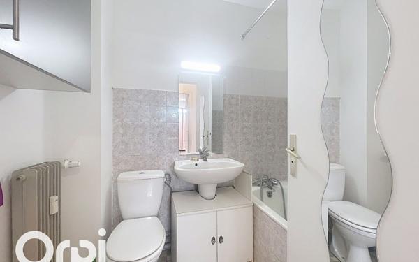 Appartement à vendre    1 pièce • 31,57 m2 Saint-Laurent-du-Var