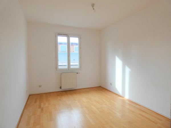 Appartement à louer    4 pièces • 81,60 m2 Oullins