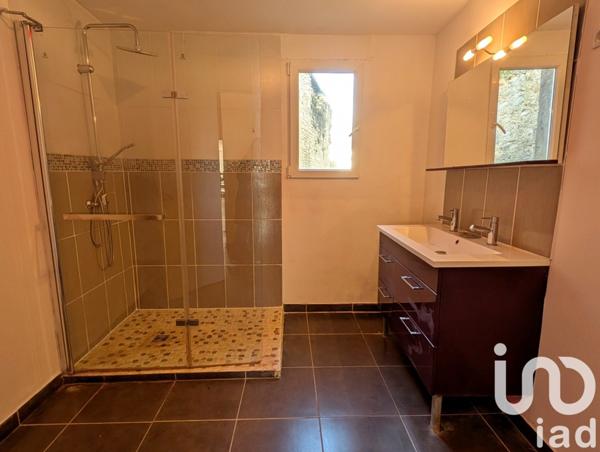 Maison de village 4 pièces de 94 m² à Neuvy-Saint-Sépulchre (36230)