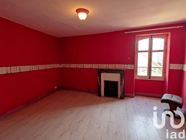 Maison de village 4 pièces de 94 m² à Neuvy-Saint-Sépulchre (36230)