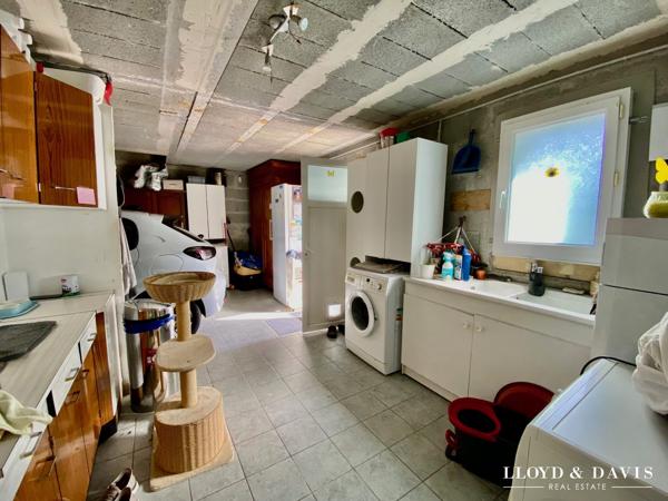 Maison familiale avec 4 chambres et garage