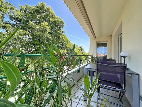 ORVAULT - Petit Chantilly / Appartement 5 pièce(s) 103 m2 / TERRASSE / GARAGE/ CAVE/ ASCENSEUR