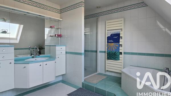 Maison à vendre 7 pièces 186 m² Le Val d'Hazey