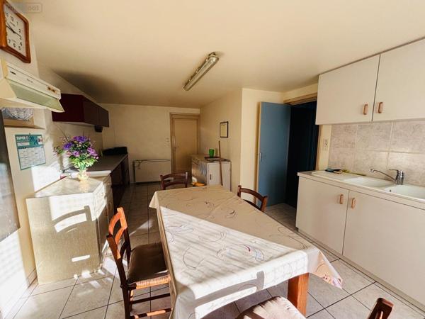 Maison individuelle à vendre à Noyal-Châtillon-sur-Seiche en Ille-et-Vilaine (35230), ref : 35129-6523