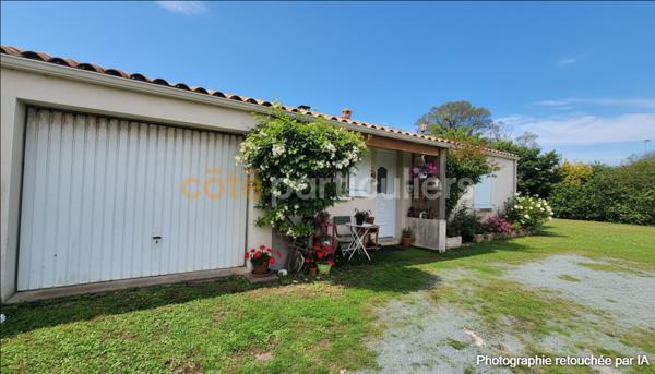 Vente Maison85 m² - 4 Pièces - SAINT PIERRE D OLERON (17310)