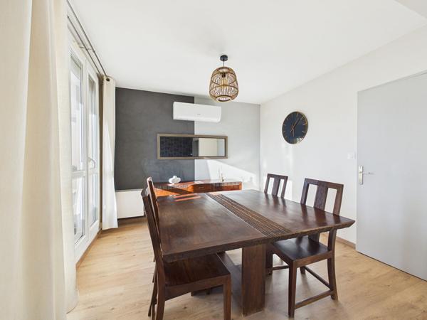 VALENCE SUD ? Appartement T5 de 93 m2 avec balcon, garage et cave