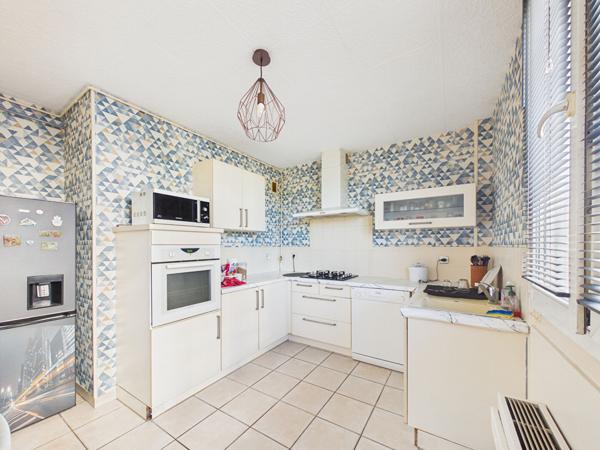 VALENCE SUD ? Appartement T5 de 93 m2 avec balcon, garage et cave