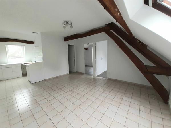 Appartement à louer    2 pièces • 37,55 m2 Nanteuil-le-Haudouin