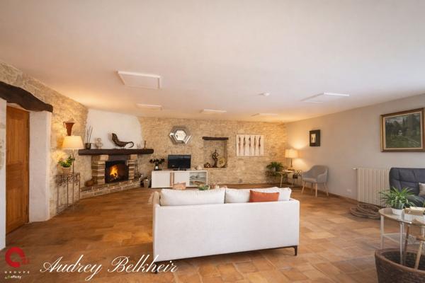 Local Commercial - 450 m² Exclusivité efficity