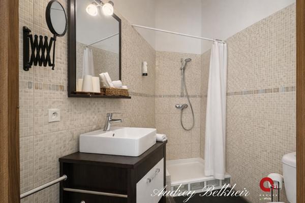 Local Commercial - 450 m² Exclusivité efficity