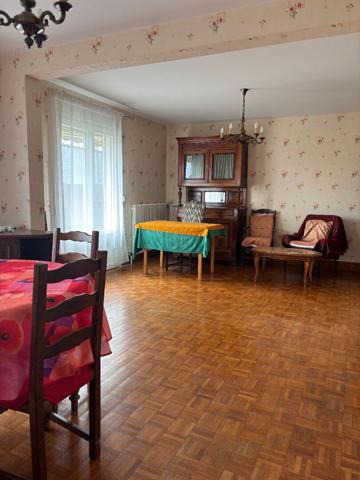 A LOUER - Maison - Questembert  -  3 chambres - 88.01 m2