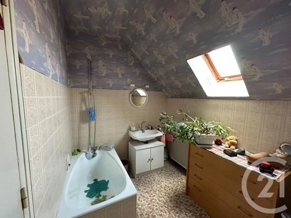 Maison à vendre  5 pièces - 124,31 m 2   FOUGERES  - 35