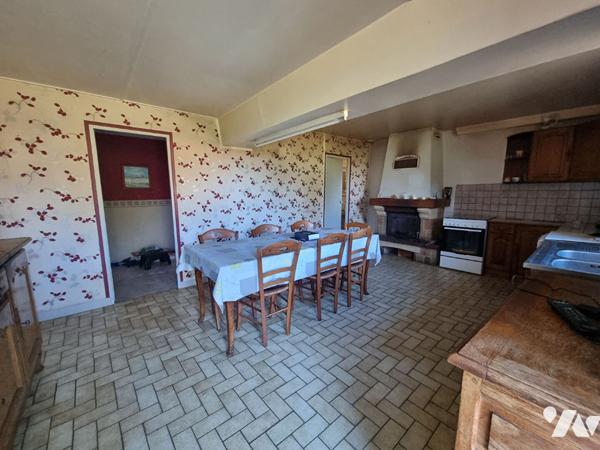 Maison en pierres DUCEY LES CHERIS