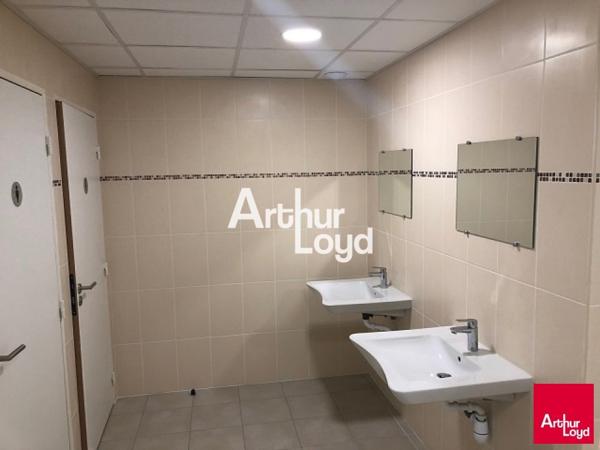 Bureaux à louer de 361.52 m² bâtiment rénové - Sophia Antipolis